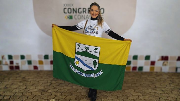 Secretária de Saúde de Ouro Branco participa do XXXIX Congresso do CONASEMS em Porto Alegre