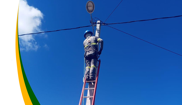 Prefeitura inicia serviços de limpeza e manutenção no anel viário